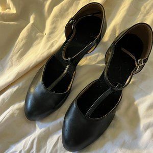 classic black 1 in heels